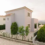 Villa Vasilopoulos Residences - Anthia With Jaccuzzi & Emelia With Shared Pool Argostoli (Kefalonia)