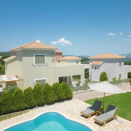 Vasilopoulos Residences - Anthia With Jacuzzi & Shared Pool * أرغوستولي