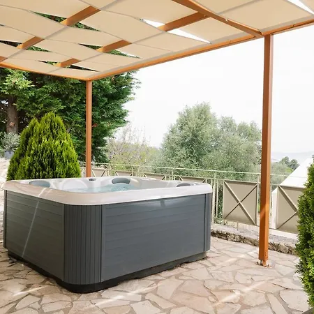 Vasilopoulos Residences - Anthia With Jaccuzzi & Emelia With Shared Pool * Argostolion