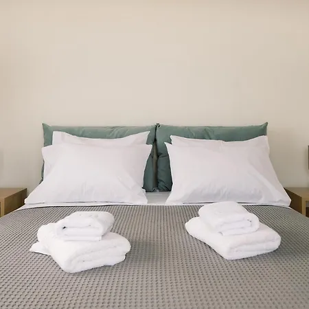 Vasilopoulos Residences - Anthia With Jaccuzzi & Emelia With Shared Pool Villa *