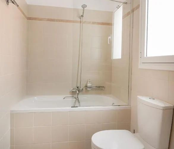 Villa Vasilopoulos Residences - Anthia With Jaccuzzi & Emelia With Shared Pool *