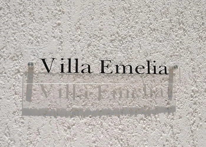 Vasilopoulos Residences - Anthia With Jaccuzzi & Emelia With Shared Pool Villa