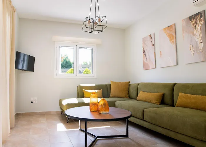 Villa Vasilopoulos Residences - Anthia With Jaccuzzi & Emelia With Shared Pool *